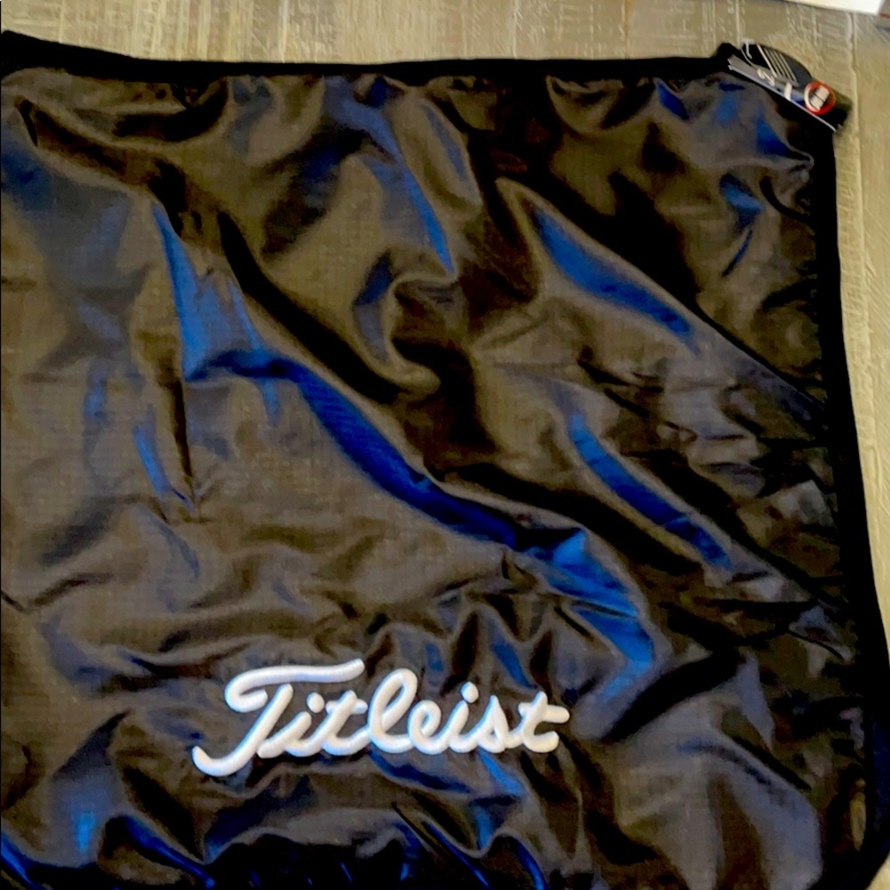 Titleist Dri Hood Towel